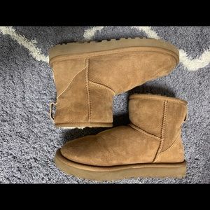 Women’s UGG boots size 7!